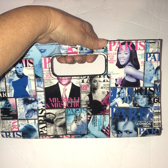 NWOT Women’s “Fashion in Paris” Clutch - Picture 2 of 8